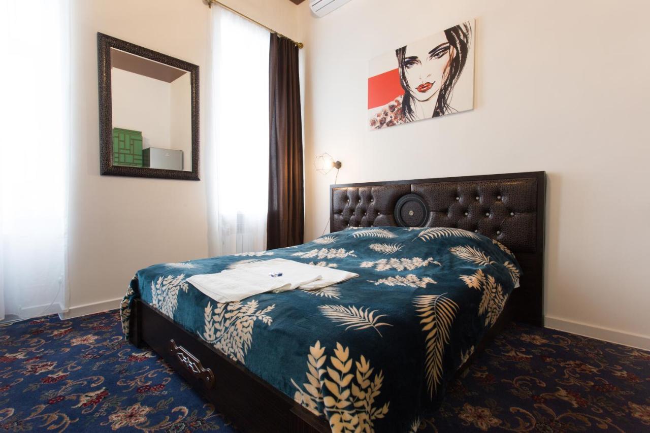 Royal Apartment on Pushkinskaya Kharkiv Bagian luar foto
