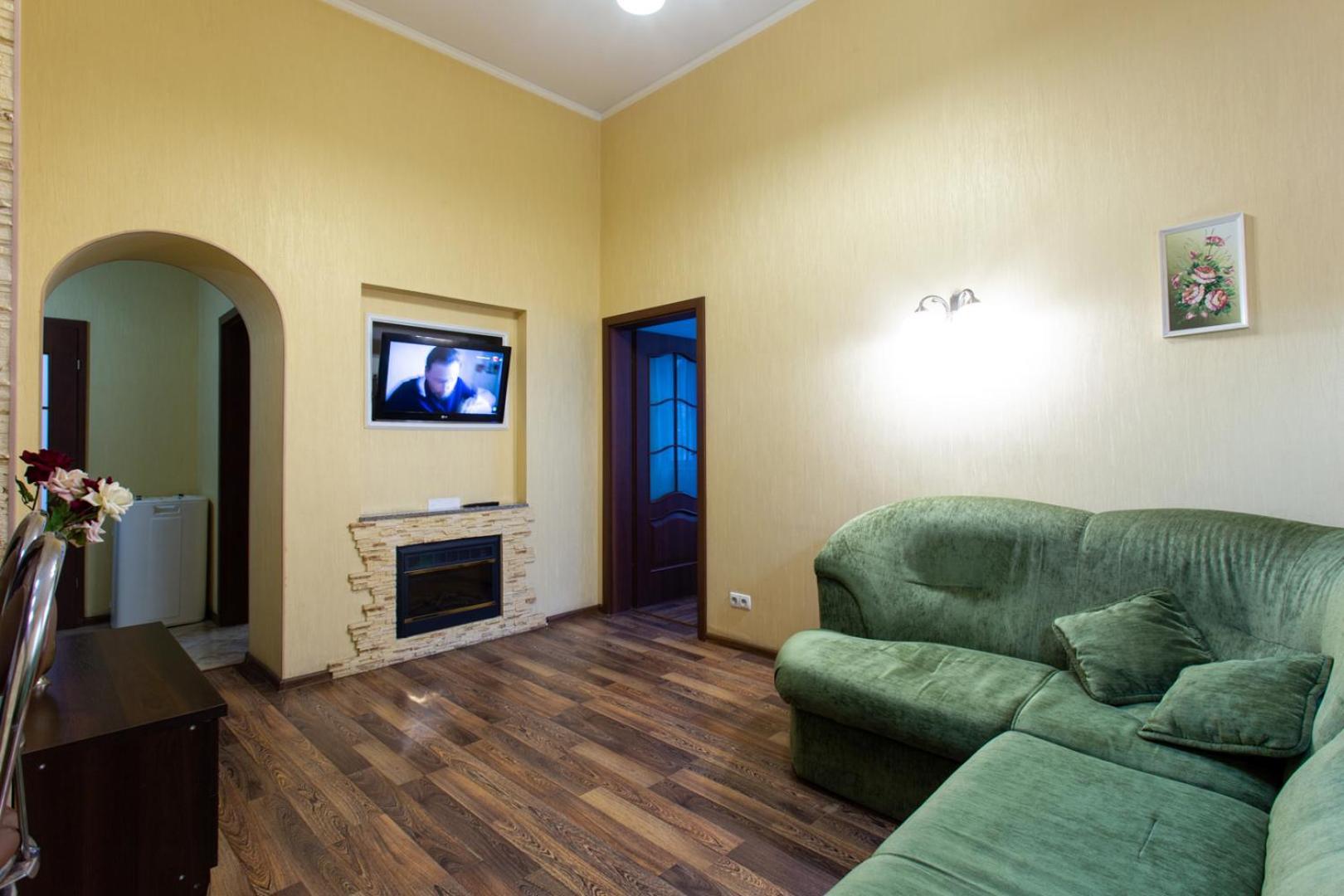 Royal Apartment on Pushkinskaya Kharkiv Bagian luar foto